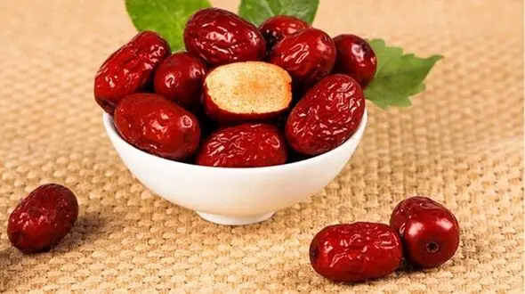 درمان آلرژی‌ها با عناب خشک