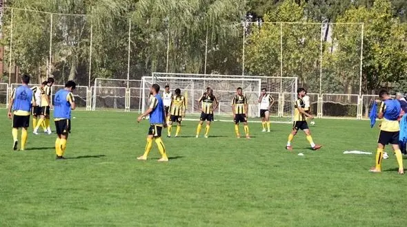 تقابل پاشازاده و مورایس در دیداری دوستانه