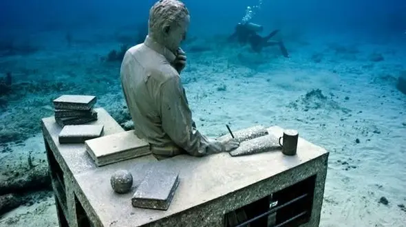 هیجان انگیزترین موزه زیر آب+تصاویر