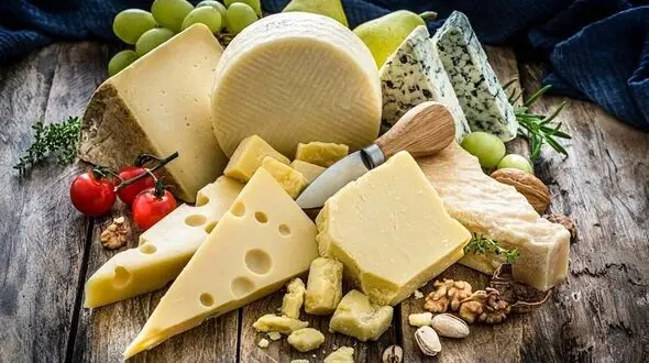 خوردن پنیر در وعده صبحانه برای حافظه بد است؟