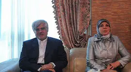 عکس ها / دکوراسیون و چیدمان اعیانی خانه محمدرضا عارف  /از پرده ها تا دیوارکوب های آنتیک مبلمان کلاسیک و لوسترهای کریستالی
