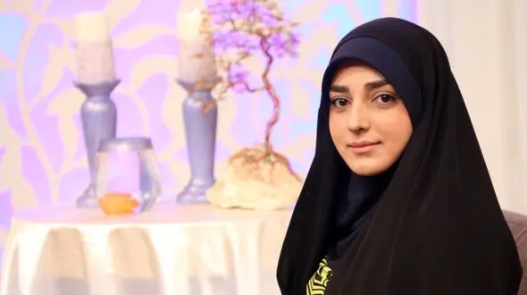 مجری محجه ی صدا و سیما مهر و محبت مادری اش را به رخ طرفدارانش کشید!