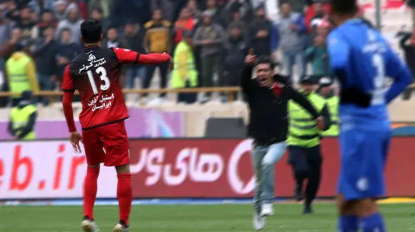 ناکامی جیمی جامپ در کتک زدن رحمتی / ضرب و شتم جدید هواداران و پلیس