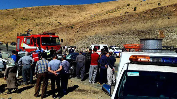 تصادف مرگبار مرسدس بنز با پژو در جاده سقز + عکس