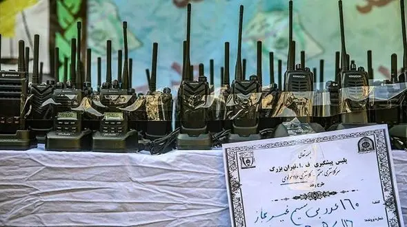 کشف ۱۶۰ دستگاه بی‌سیم غیرمجاز در منطقه مولوی + عکس ها 