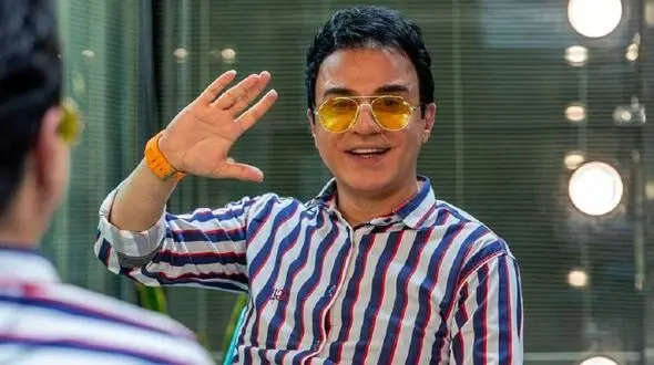 فیلم آواز و رقص هندی عمو پورنگ ! / با لباس هندی و عین شاهرخ خان !