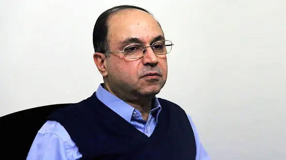 بیماران اعصاب و روان درگیر داروهای خارجی گران و ایرانی ها کم کیفیت / در نبود دارو خود را از بین می برند