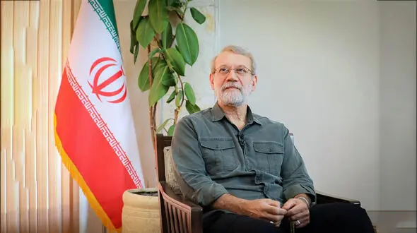 لاریجانی: رسانه‌ها باید با مردم صادق باشند تا مردم نیز علاوه بر رهبری به آن‌ها هم تکیه کنند
