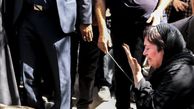 نگاهی به چهره غمزده و چشمان گریان دختران بازیگران مشهور در مراسم خاکسپاری پدرانشان؛ از ستاره دختر آتیلا پسیانی تا هانا دختر حسام محمودی و آوا دختر حسن جوهرچی+ عکس