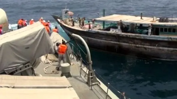 نیروی دریایی ارتش ایران گل کاشت