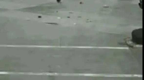 ببینید | ویدئویی از عجیب‌ترین تصادف تاریخ