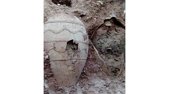 کشف دو خمره آذوقه در شهر ری
