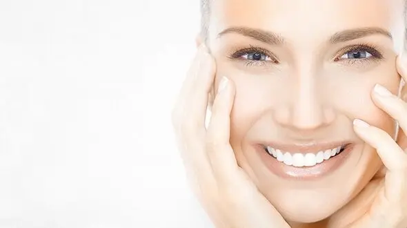 ترفندهای طلایی لیفتینگ پوست صورت در خانه/بدون جراحی زیبا شوید