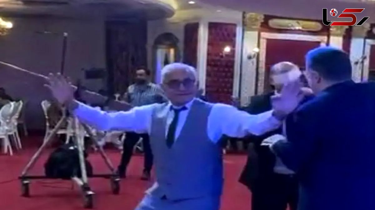 آوازباشکوه و رقص شاد/ دل باید جوون باشه فقط این پیرمرد که اومده وسط آذری میرقصه کنارم نمیکشه!