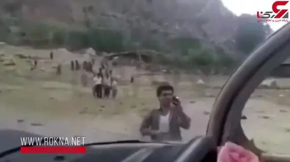 هدیه زیبای روستائیان به 2 خلبان مهربان در منطقه صعب العبور گچساران / زن باردار نجات یافت + فیلم