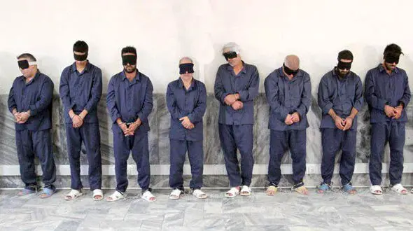 م.م  را می شناسید؟ / 7 پسر جوان برای شب های تاریک تهران از او دستور می گرفتند!+عکس