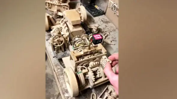 طرز ساخت خودروی مینیاتوری چوبی + فیلم