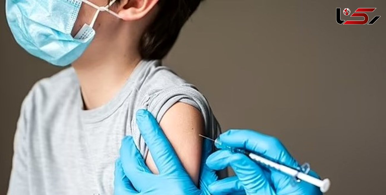 آغاز به کار مرکز واکسیناسیون کودکان با تزریق اولین واکسن به نوه وزیر بهداشت + فیلم