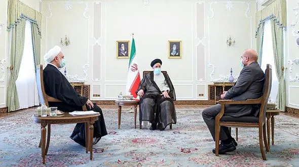 نشست فوری سران سه قوه