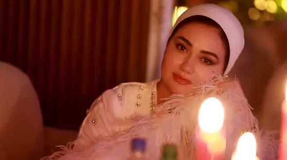 فیلم پیام شیرین خانم بازیگر تاجیکی نقش چمن سریال پایتخت به مردم ایران / دوست تان می دارم