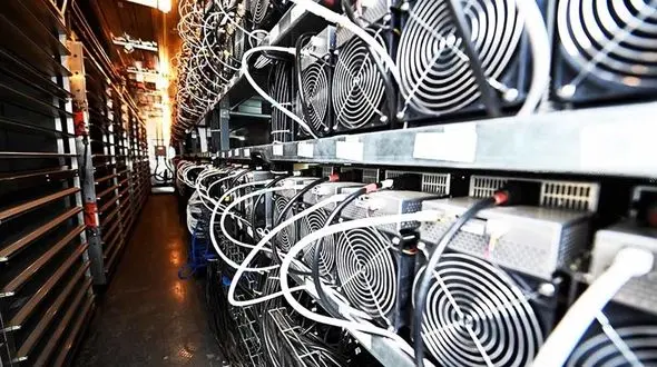 کشف سه مزرعه رمز ارز غیر مجاز در تهران /  یکی از آنها در شمس‌ آباد با 37 ماینر پیشرفته فعال بود