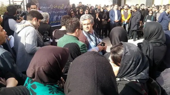 مراسم تشییع پیکر مرحوم افشین یداللهی با حضور چهره ها و مسئولان+ عکس