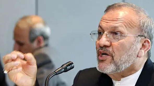 نامه فرماندهان سپاه به رهبری برای حضور رئیسی در انتخابات ۱۴۰۰!