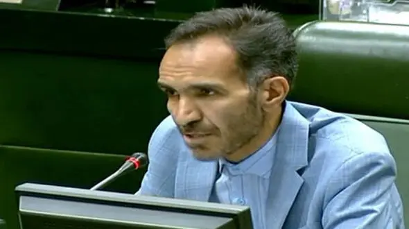 شرایط کشور بحرانی است/ دانشگاه باید به گفت‌وگوی سازنده دعوت کند نه تنش