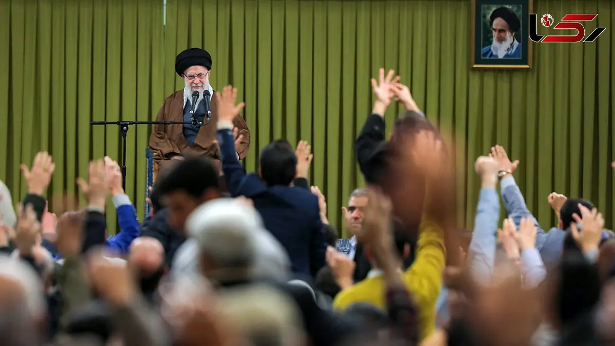 مراسم سه ساعته جشن میلاد حضرت زهرا سلام‌الله‌علیها در حسینیه امام خمینی(ره) با حضور رهبر انقلاب