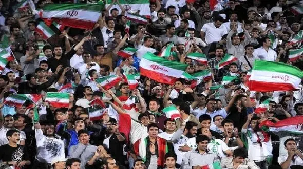 هیجان انگیز ترین تشویق هواداران فوتبال +ویدیو