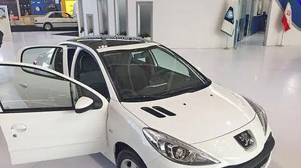 پیش فروش پژو ۲۰۷i با سقف شیشه‌ای از فردا + جزئیات