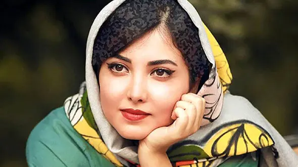 عکس جوانی خیره کننده مادر زیبا کرمعلی و شباهت خواهرگونه شان به هم ... / باور نمیکنید مادرش باشد مگه ....