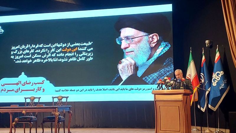 مراسم امضای قراردادهای مربوط به طرح فشار افزایی میدان مشترک گازی پارس جنوبی