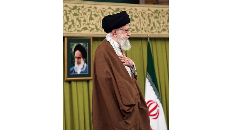 حضرت آیت الله خامنه ای رهبر معظم انقلاب در دیدار هزاران نفر از معلمان و فرهنگیان سراسر کشور به مناسبت روز معلم	