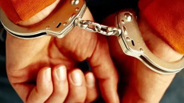 مردی روی صورت زنش اسید پاشید / در خمام رخ داد