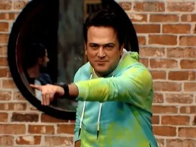 فیلم/ شیر دوشیدن تاریخی حامد آهنگی/ فقط اونجا که میگه شیر تازه گاو را از ما بخواهید