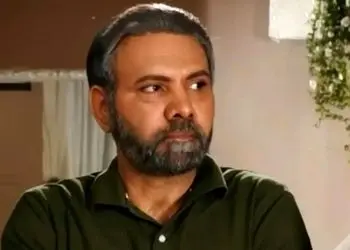 عکس / تغییر چهره امیر دژکام، بازیگر سریال «آوای باران»/ آقای بازیگر در 59 سالگی با استایل منحصر به فرد اصلا قابل شناسایی نیست