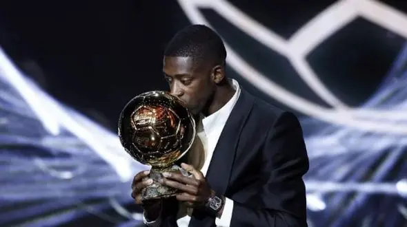 خونه زندگی مجلل و شاهانه عثمان دمبله،برنده توپ طلا با زیربنای 456 متری و امکانات بی‌نظیر/ از استخر گرم تا آسانسور و حتی سالن سینما+عکس