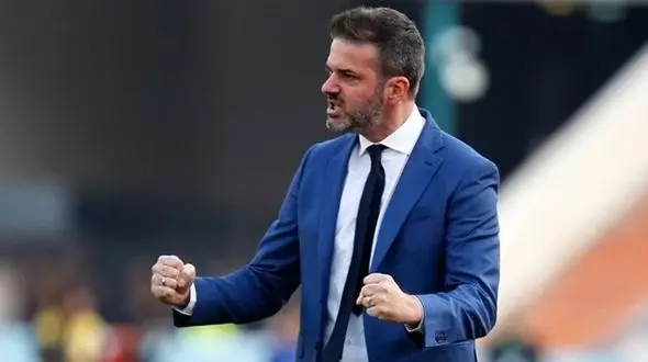 سرمربی اسبق استقلال و رکورد شکنی در فوتبال قطر!