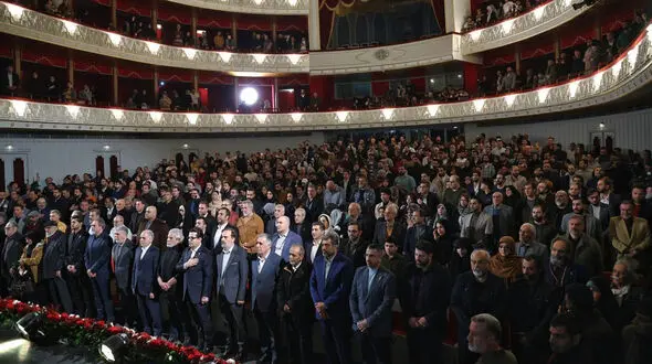 برگزیدگان جشنواره فیلم فجر امسال؛ حضور رئیس‌جمهور در تالار وحدت