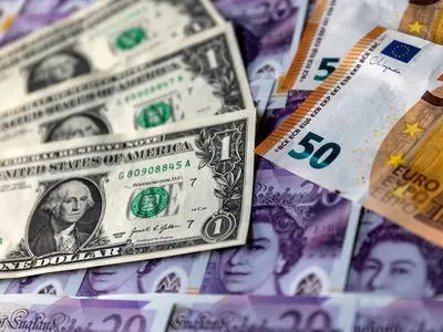 قیمت دلار آزاد امروز یکشنبه 26 بهمن 1404