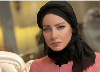 فیلم انتقاد تند شراره رخام از لب گرفتن نوید محمدزاده از فرشته حسینی در جشنواره کن/ زن جنس نیست! کار نوید اشتباه بود ...