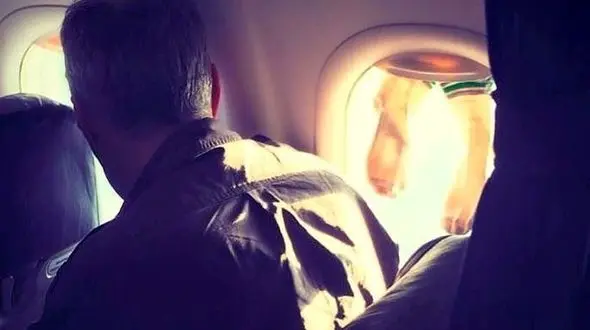 حرکت زشت یک مسافر در هواپیمای خارجی + عکس