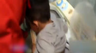 گیر کردن  کودک مشهدی در ماشین لباسشویی! + فیلم