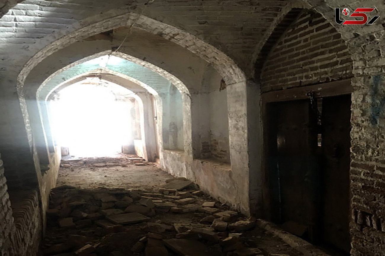 بخشی از یک بنای تاریخی در شهر قزوین تخریب شد
