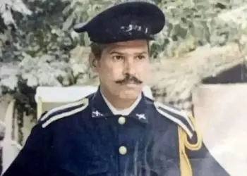 عکس| سفر در زمان/ چهره «سرجوخه» 2 دهه بعد سریال شب های برره در 69 سالگی