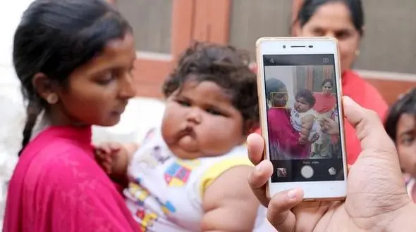 سنگین ترین دختر بچه 8 ماهه را ببیند+ فیلم و عکس