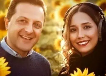 فیلم آواز شاعرانه / همخوانی خانم و آقای خوش حنجره که آهنگشونو خوندن با وجود سن بالا بازم جذابن