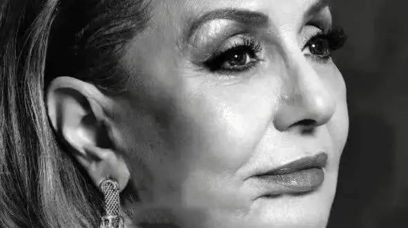 عکس ها / سفر در زمان | «گوگوش» در کنار «بهروز وثوقی» در سال ۱۳۵۵ 