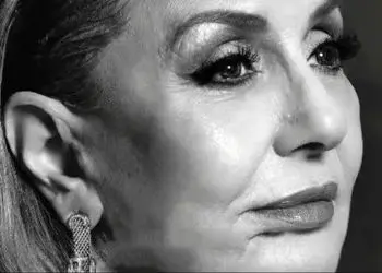 عکس ها / سفر در زمان | «گوگوش» در کنار «بهروز وثوقی» در سال ۱۳۵۵ 